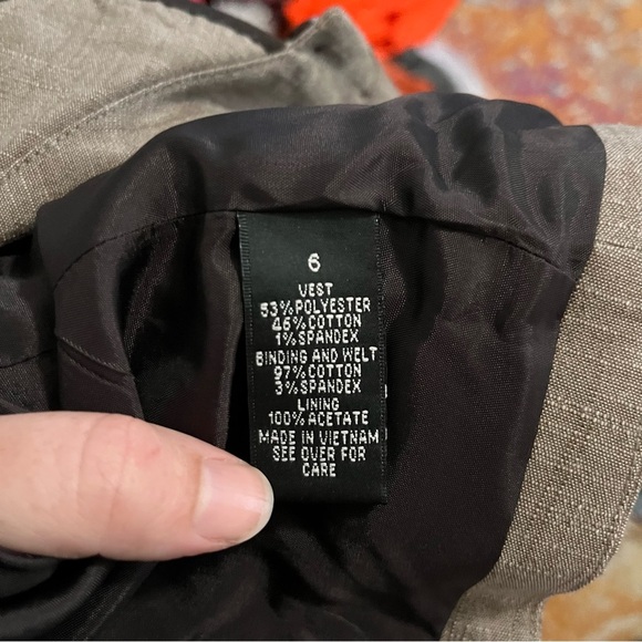 NWT AGB Brown Button Down Vest Size 6 - Picture 5 of 5